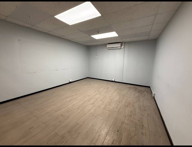 626M² OFFICE TO LET IN ROSEBANK